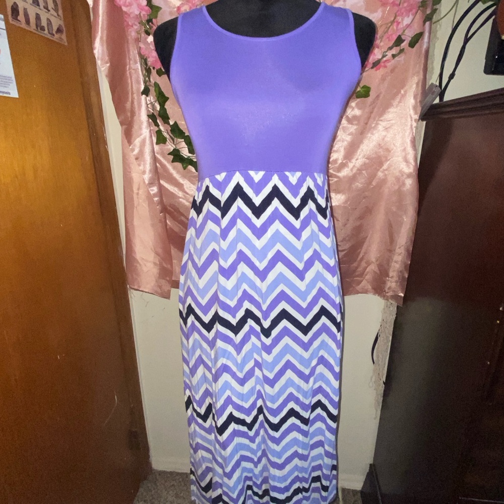 Design History Lavender and Black Chevron Maxi Dress
